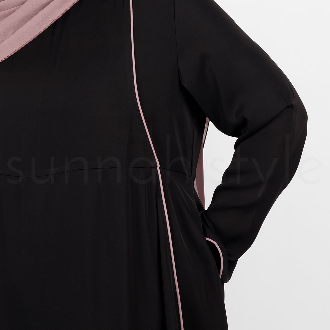 Sunnah Style Anemone Layered Abaya Black Mauve